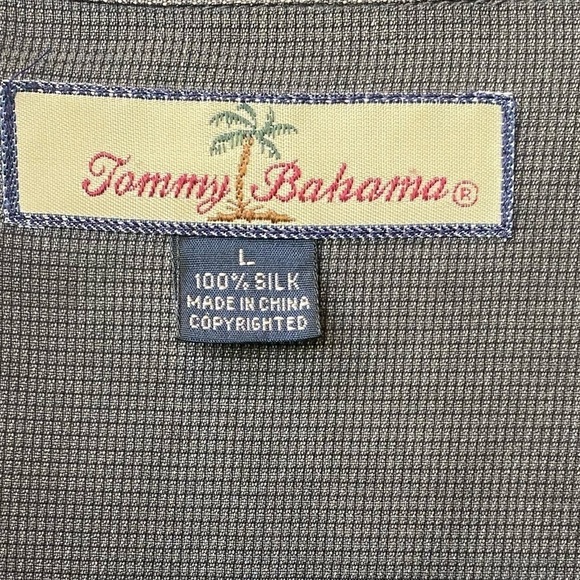 Tommy Bahama Hawaiian Tropical 100% Silk Relax Button Down Shirt - Picture 8 of 8